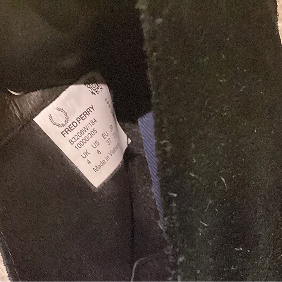 EUC Fred Perry size 6 black chukka, worn a little at home only - Picture 3 of 4